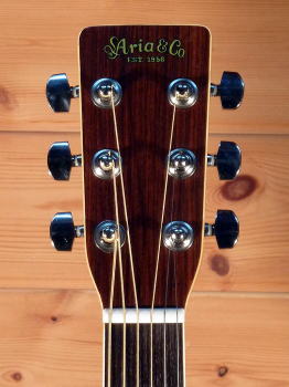 ARIA W-250 アコースティックギター